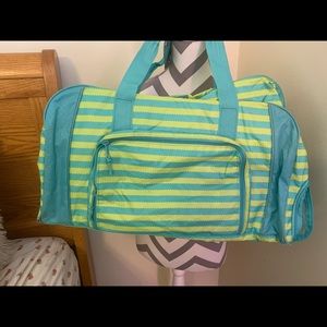 Thirty-One Duffle Bag Lime Wave